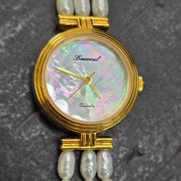 Lucoral Vintage Womens Pearl Strand Watch Quartz Gold-Tone Case MOP Dial HS211 - Picture 2 of 6